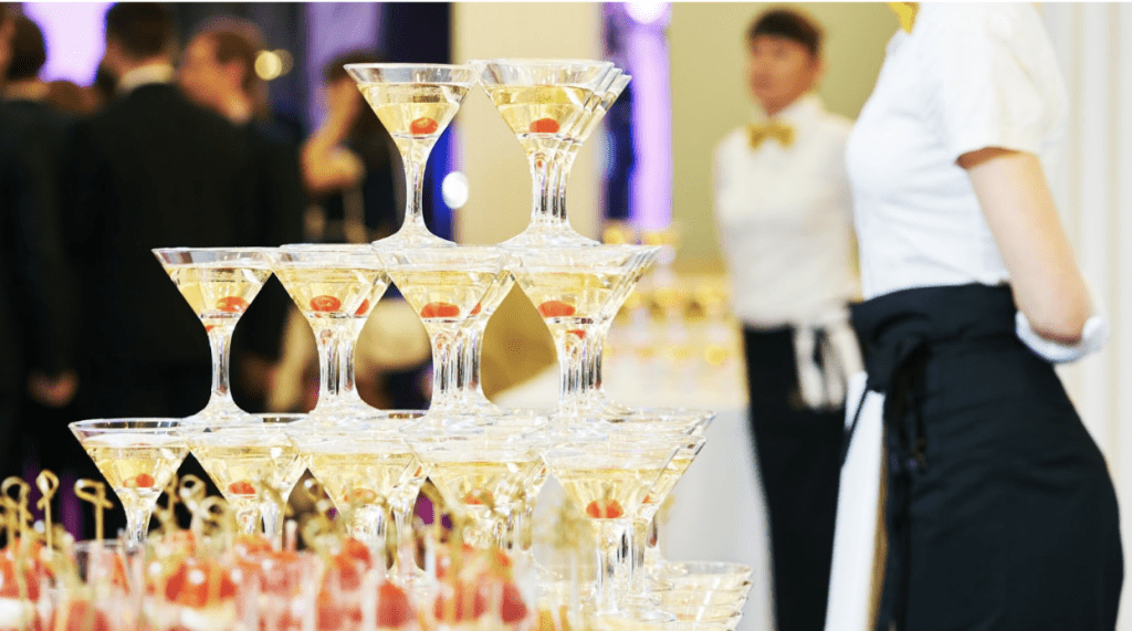 Alcohol Catering in Oakland, CA: Elevating Events with Craft Cocktails